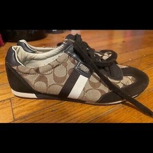 Coach shoes size 8 barely worn